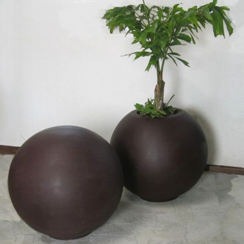 Comparacion de esfera maceta y esfera completa