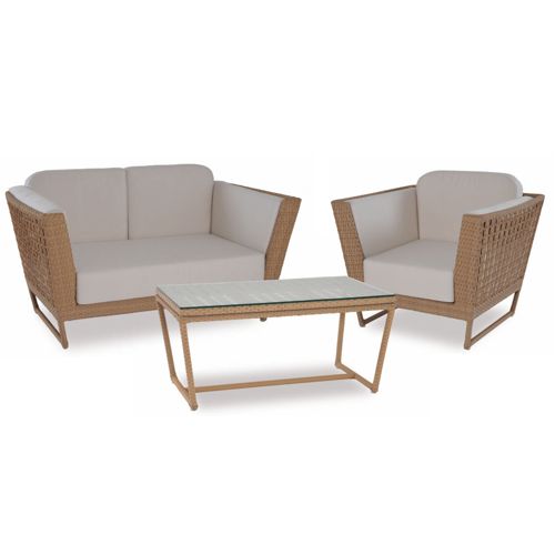 Ejemplo de una sala de terraza Meleta con sillon loveseat o sofa y mesa de centro para intemperie reistente contra rayos UV