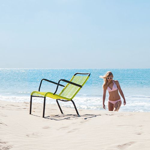 Muebles de aluminio para playa o mar de la linea Saint Tropez de Fermob