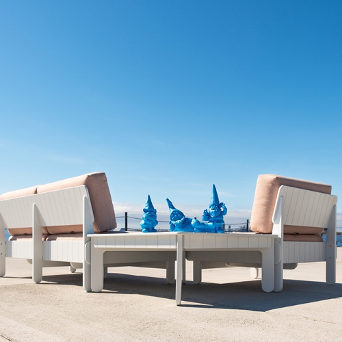 Sillon para exterior modelo Sunnyside en un balcon